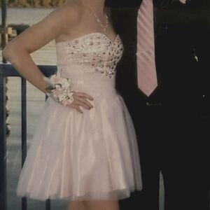 Masquerade Prom Dress Pale Pink Jeweled Tulle Strapless Short Size 5/6